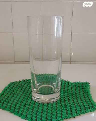 אגרטל זכוכית שקופה