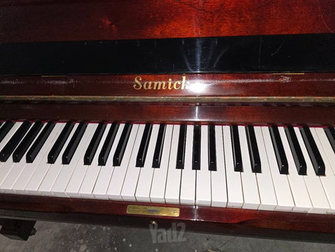פסנתר Samick