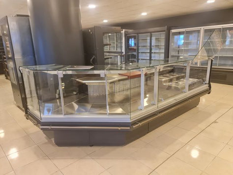 מקרר מעדניה