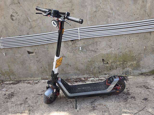 קורקינט NIU 300X
