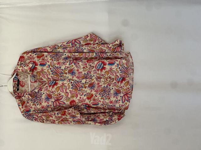 חולצת פריחה בוהמית ZARA