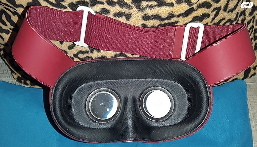 משקפיים מציאות מדומה VR