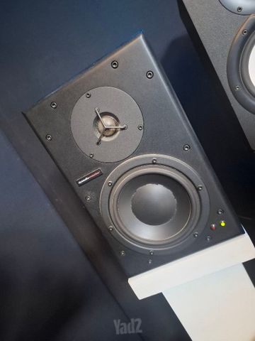 מוניטור אולפן Dynaudio Bm6a