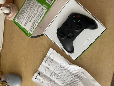 שלט Xbox Wireless Carbon Black