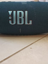 מגוון רמקולי JBL