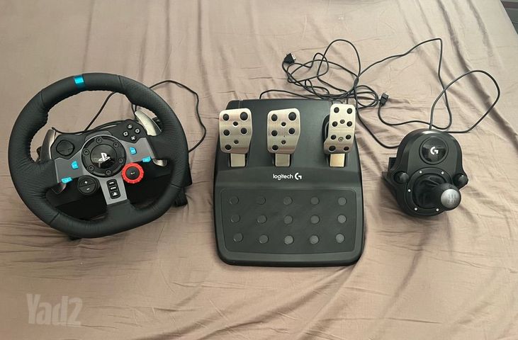 הגה מירוצים Logitech G29