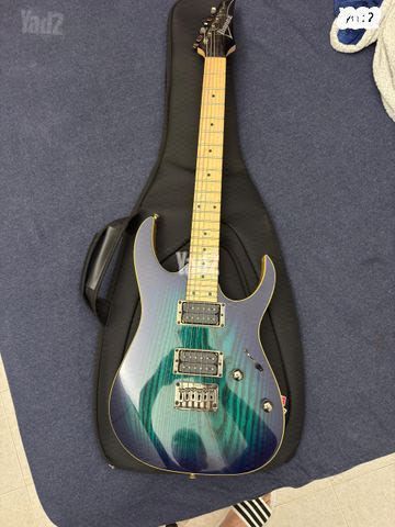 גיטרה IBANEZ