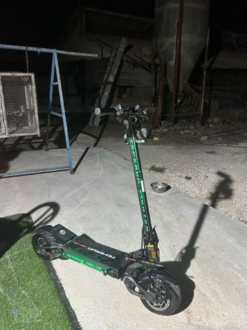 קורקינט פייטר 11