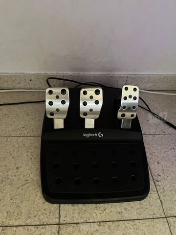 Logitech 920 הגה עם פדלים
