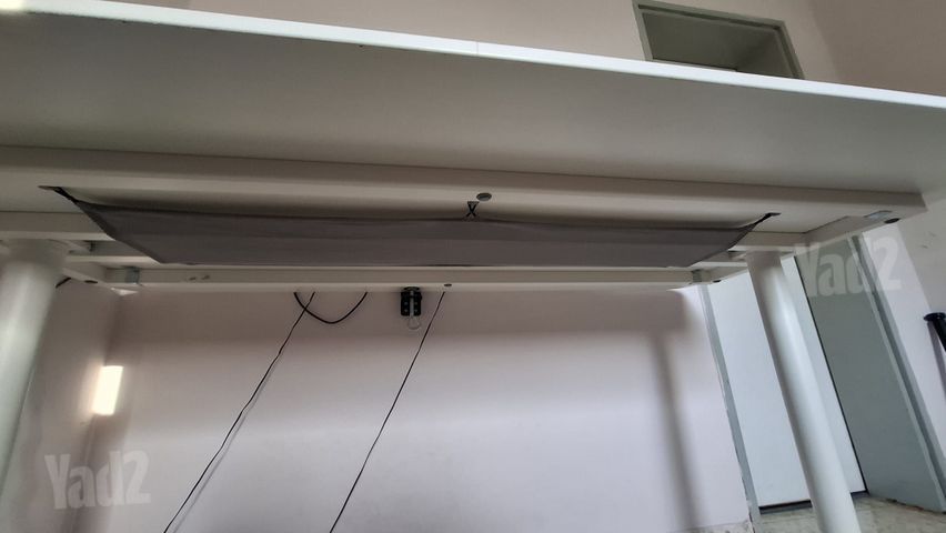 שולחן IKEA BEKANT לבן 160×80