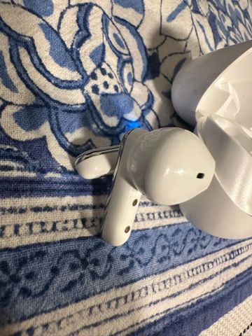 Sonyז LinkBuds S