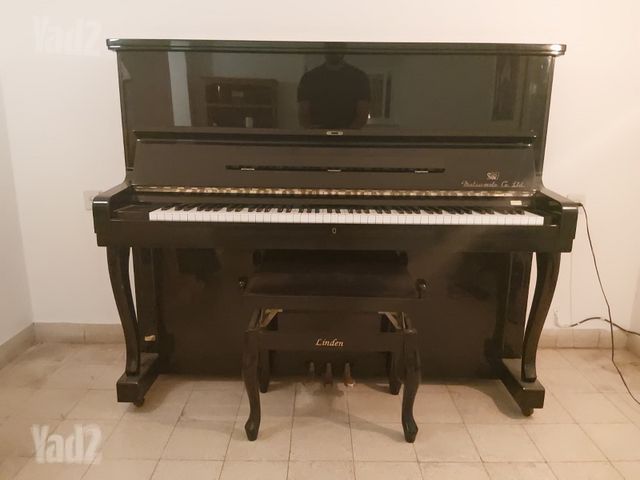 פסנתר Atlas Matsumoto M-2