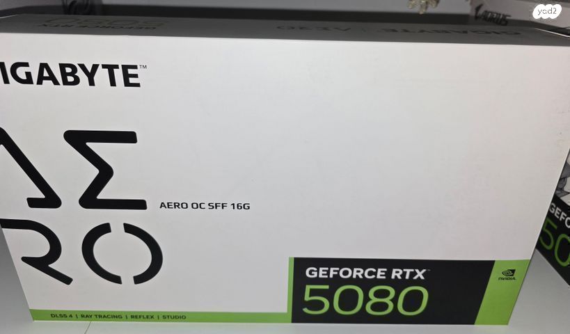 GIGABYTE RTX 5080 AERO OC SFF