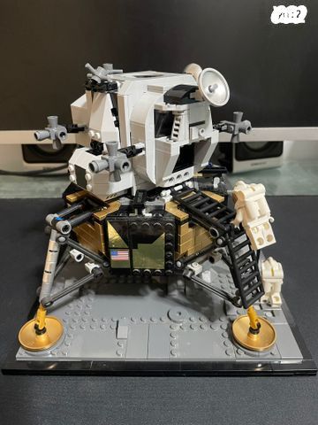 לגו 10266 - NASA Apollo 11