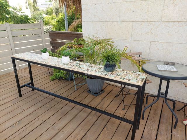 שולחן בר
