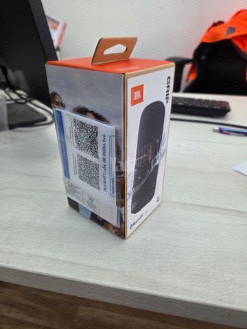רמקול נייד מדגם JBL Grip