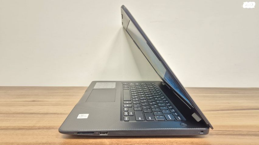 מחשב נייד Dell Vostro
