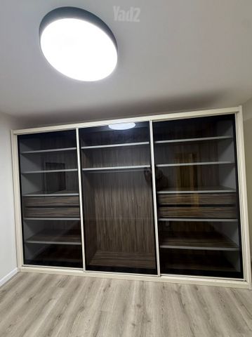 ארון בגדים