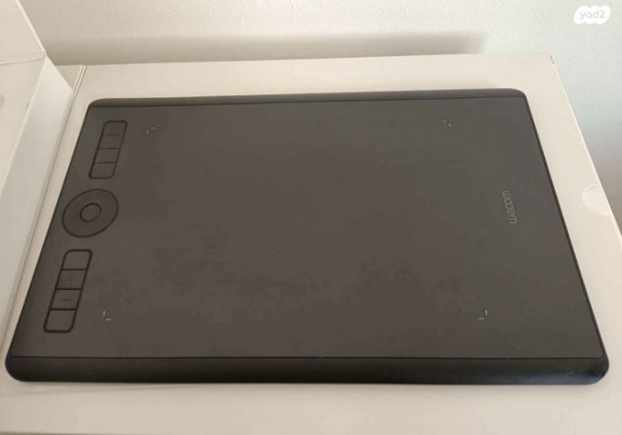 Wacom לוח גרפי Intous Pro