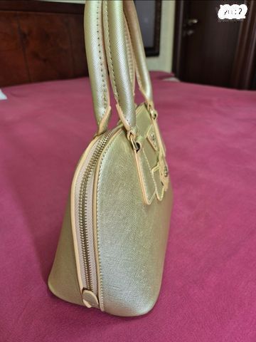 תיק נשים PRADA חדש