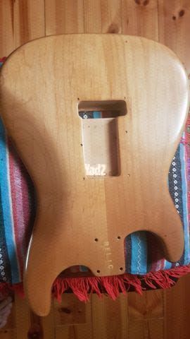69 Strat body
