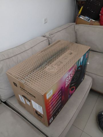 Jbl partibox 320