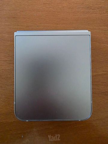 Samsung Galaxy Z Flip6