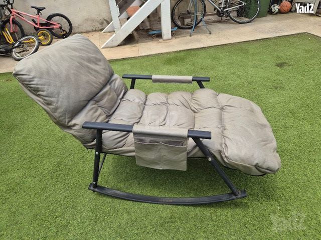 כורסת נדנדה מתכווננת