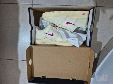 סניקרס NIKE AIR