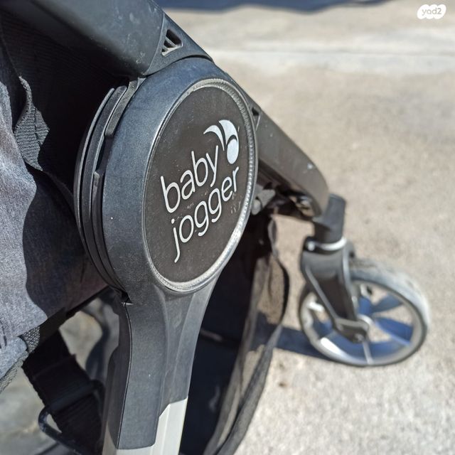 עגלה baby jogger