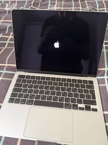 Apple MacBook Air M4