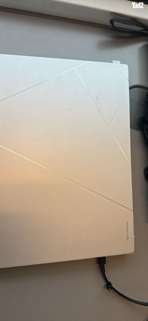מחשב נייד laptop Asus zenbook