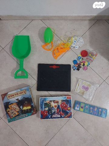 צעצועים