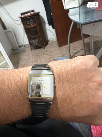 שעון ראדו בצבע כסוף