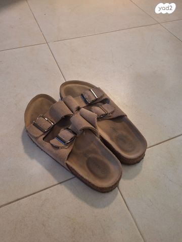 נעלי hushpuppies