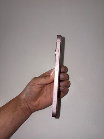 iPhone 15 ורוד 256GB
