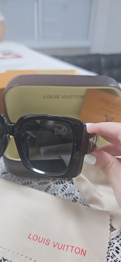 משקפי שמש  LV