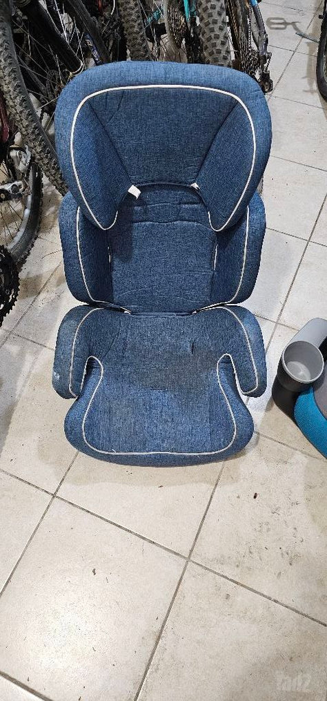 בוסטר