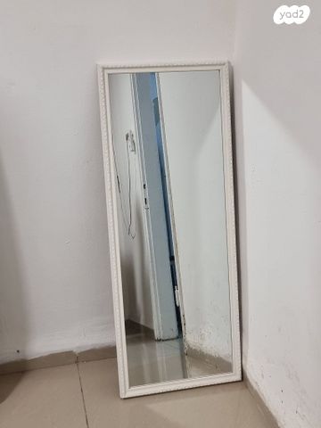 מראה מעוטרת 115*45