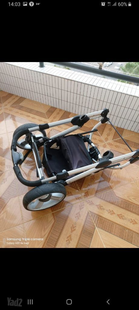 עגלת תינוק