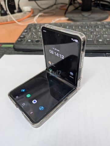 סמסונג גלקסי z flip 7