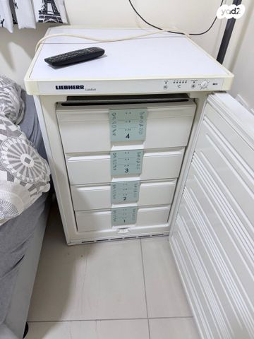 2 מקפיאים לבהר