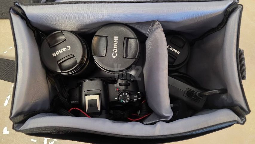 מצלמה Canon EOS R50
