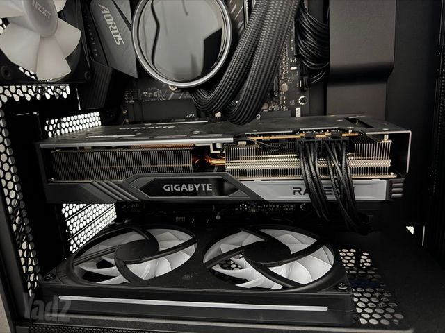 Gigabyte RX 7800XT GAMING OC