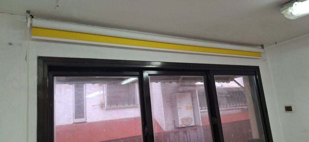 וילונות גלילה