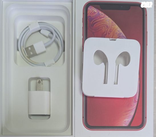 IPHONE XR 64GB