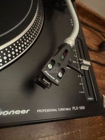 פטיפון Pioneer PLX-1000