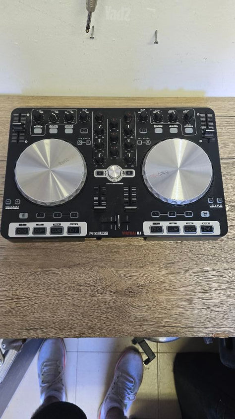 קונטרולר   Reloop Beatmix