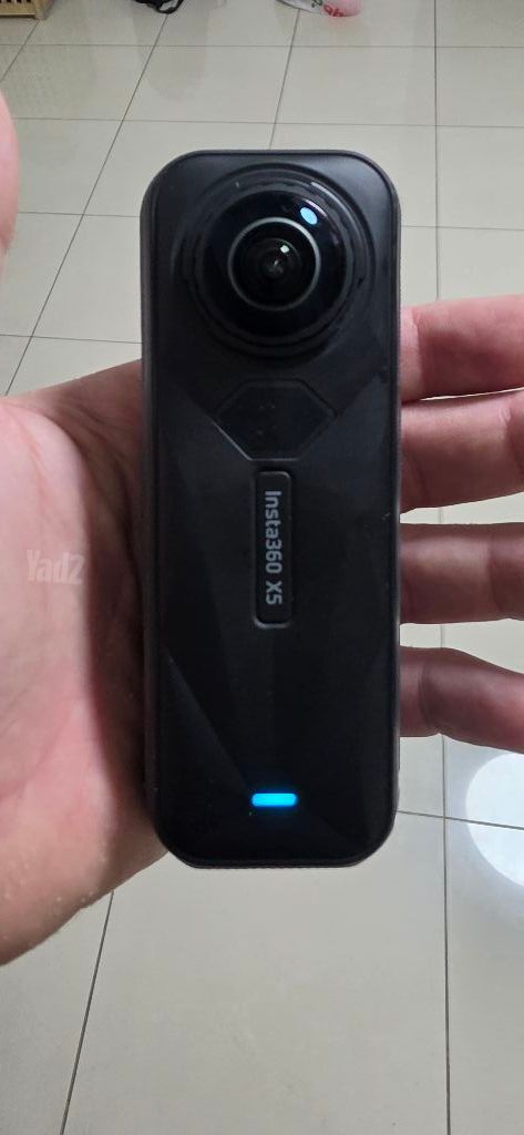 מצלמת אינסטה 360 x5