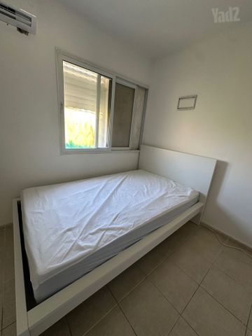 מיטה וחצי